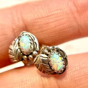 Vintage Zuni Sterling Silver Opal Earrings studs with leaf design